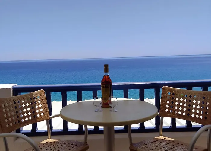 아파트호텔 B & N Melas 3*