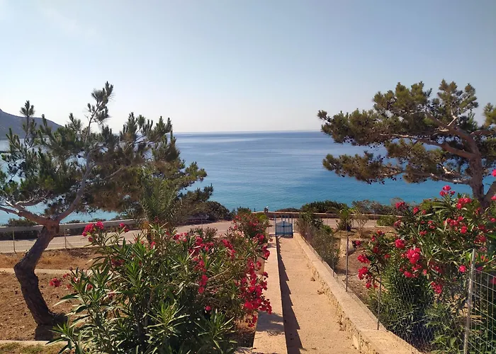 아파트호텔 B & N Melas