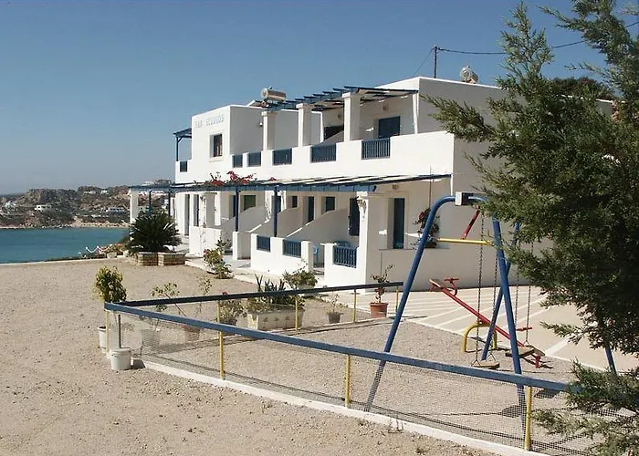 B & N Melas アパートホテル 3*