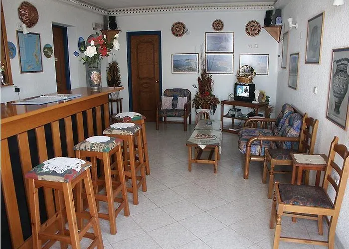 B & N Melas アモピ